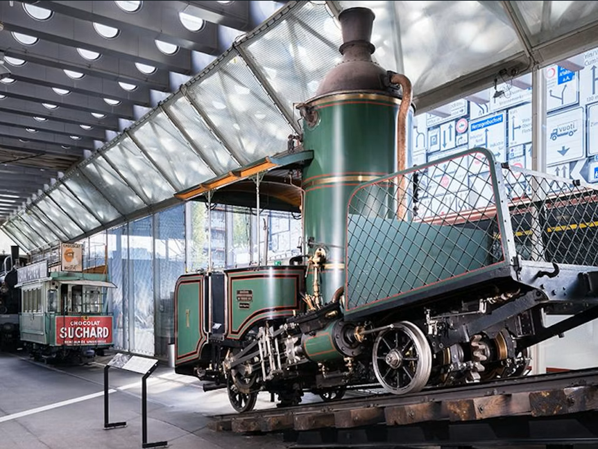 Verkehrshaus Museum Entrance